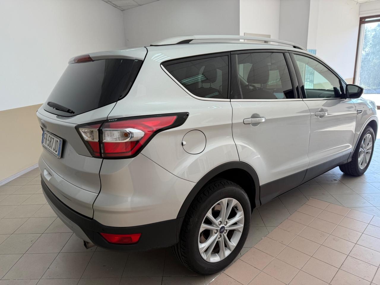 Ford Kuga 1.5 TDCI 120 CV S&S 2WD Titanium