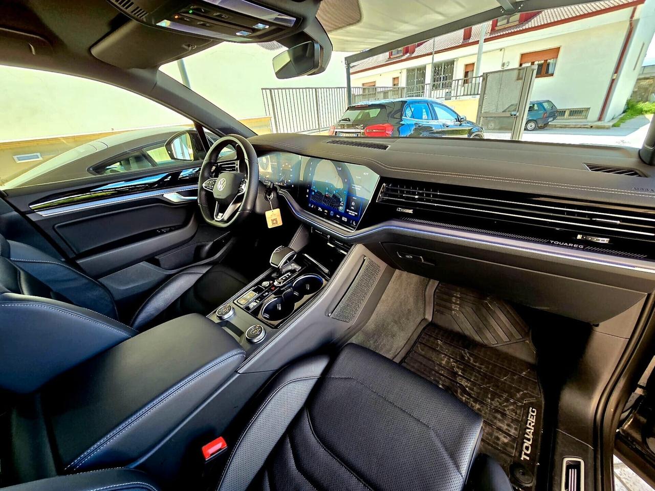 VOLKSWAGEN TOUAREG 3.0 TDI 286cv R-LINE RESTYLING