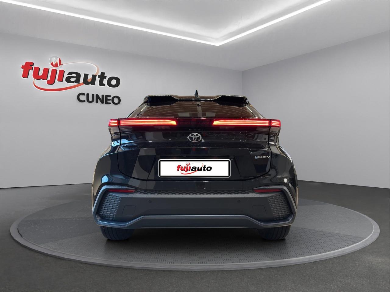 Toyota C-HR 2.0 phev Trend fwd e-cvt