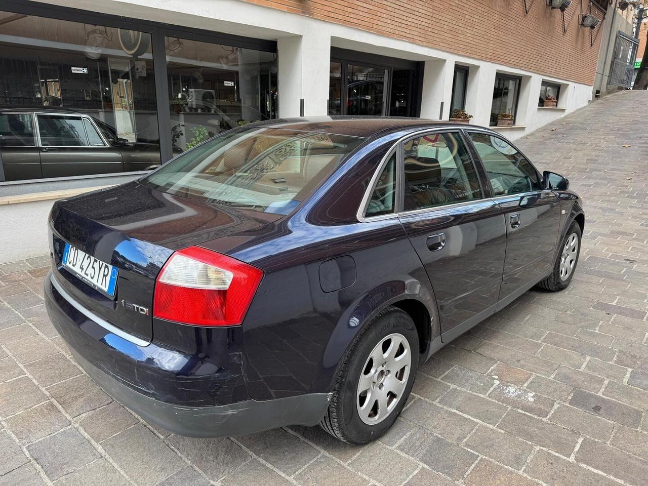 AUDI A4 1.9 TDI 130CV cat