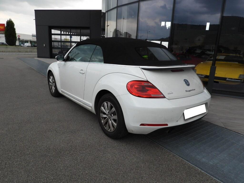 Volkswagen Maggiolino Maggiolino Cabrio 1.6 tdi Design 105cv