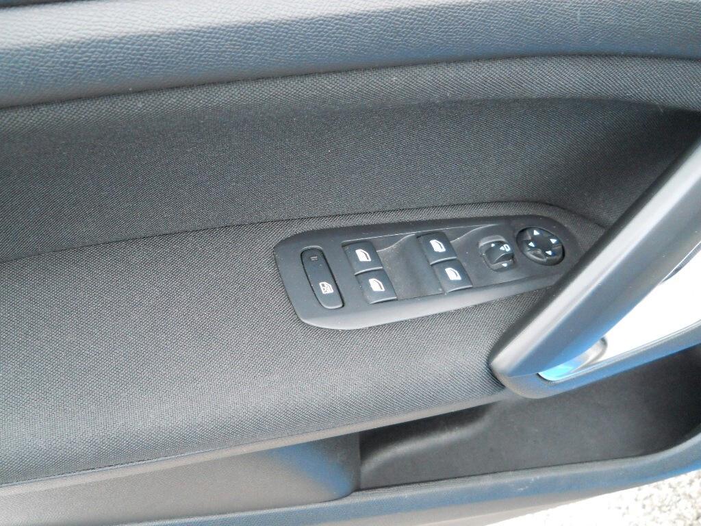 Peugeot 308 BlueHDi 130 S&S SW Business