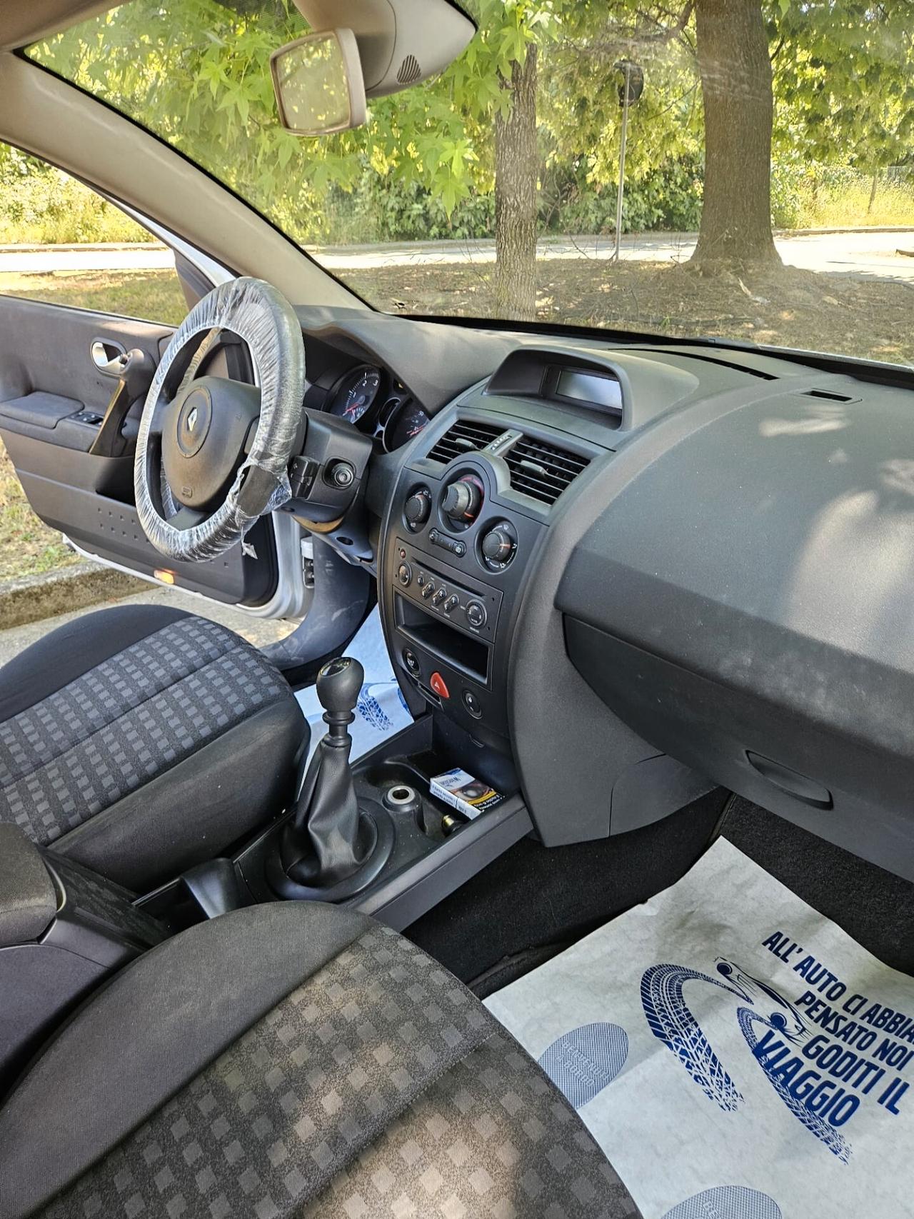 Renault Megane neopatentati