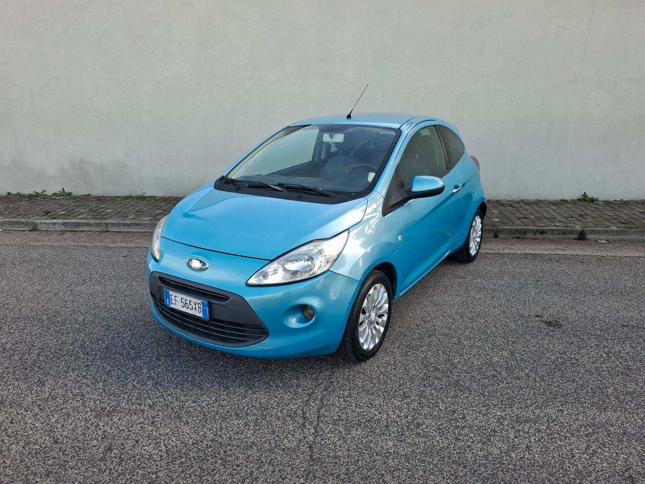 Ford Ka Ka+ 1.2 8V 69CV Titanium
