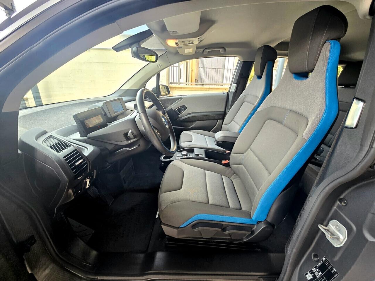 BMW i3 ADVANTAGE 120ah UFFICIALE 5mila km!!!