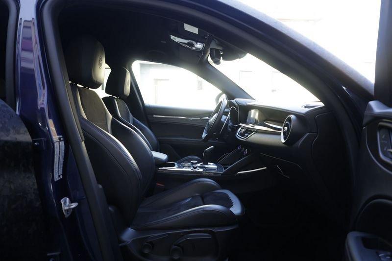 Alfa Romeo Stelvio Alfa Romeo Stelvio 2.9 Bi-Turbo V6 510 CV AT8 Quadrifoglio Unicoproprietario