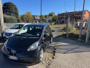 Toyota Aygo 1.0 12V VVT-i 5 porte Sound NEOPATENTATI