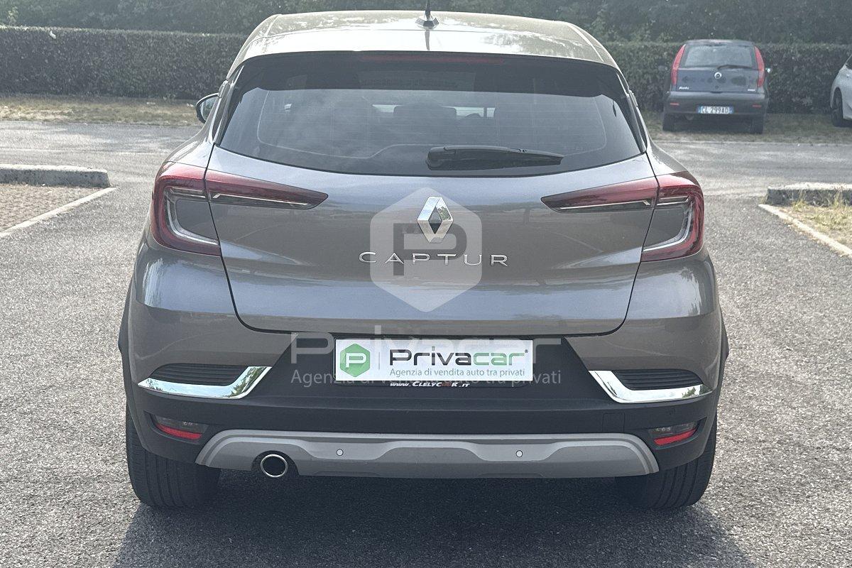 RENAULT Captur Blue dCi 115 CV EDC Intens