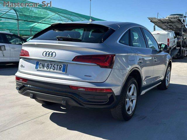 AUDI Q5 Sportback 40 2.0 tdi Advanced 4x4 s-tronic GN875TR