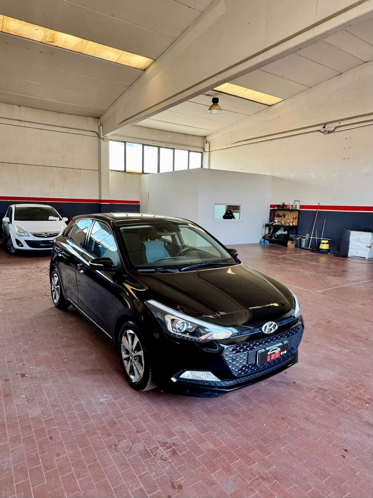 Hyundai i20 1.2 MPI MT GPL Connectline