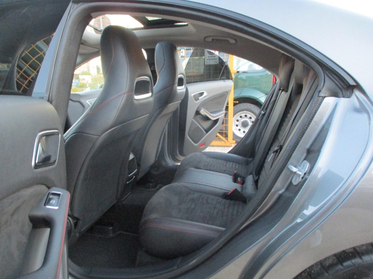 Mercedes-benz CLA 200 d FULL (TETTO APRIBILE) 2017