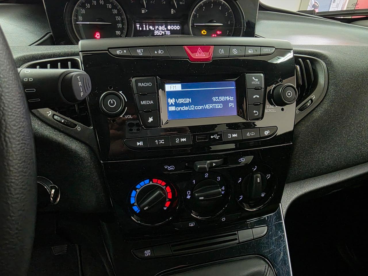 LANCIA YPSILON 1.0 FireFly S&S HYBRID SILVER