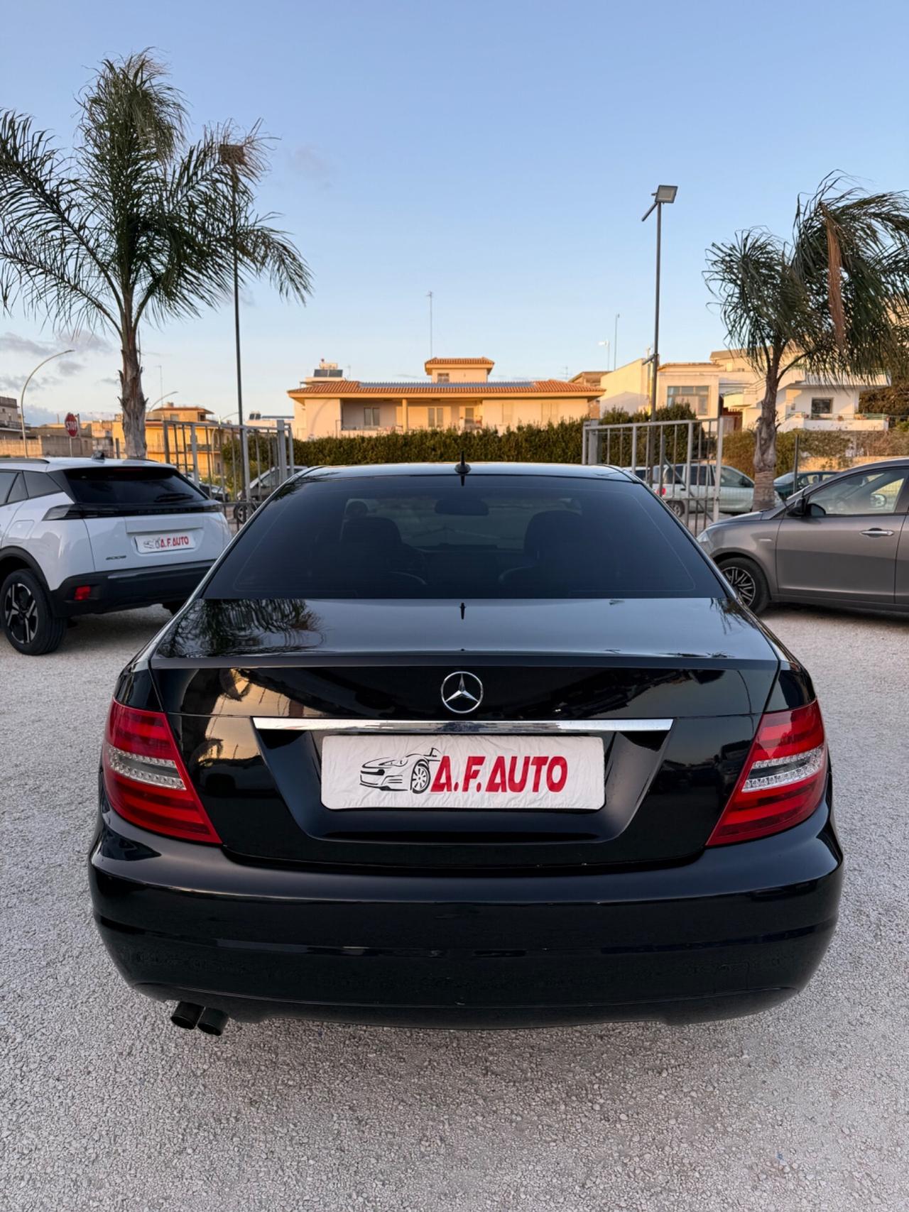 Mercedes-benz C 200 CDI BlueEFFICIENCY Avantgarde