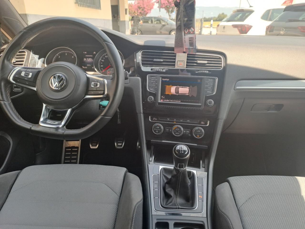 Volkswagen Golf 1.6 TDI 110CV R-Line - OK NEOPATENTATI