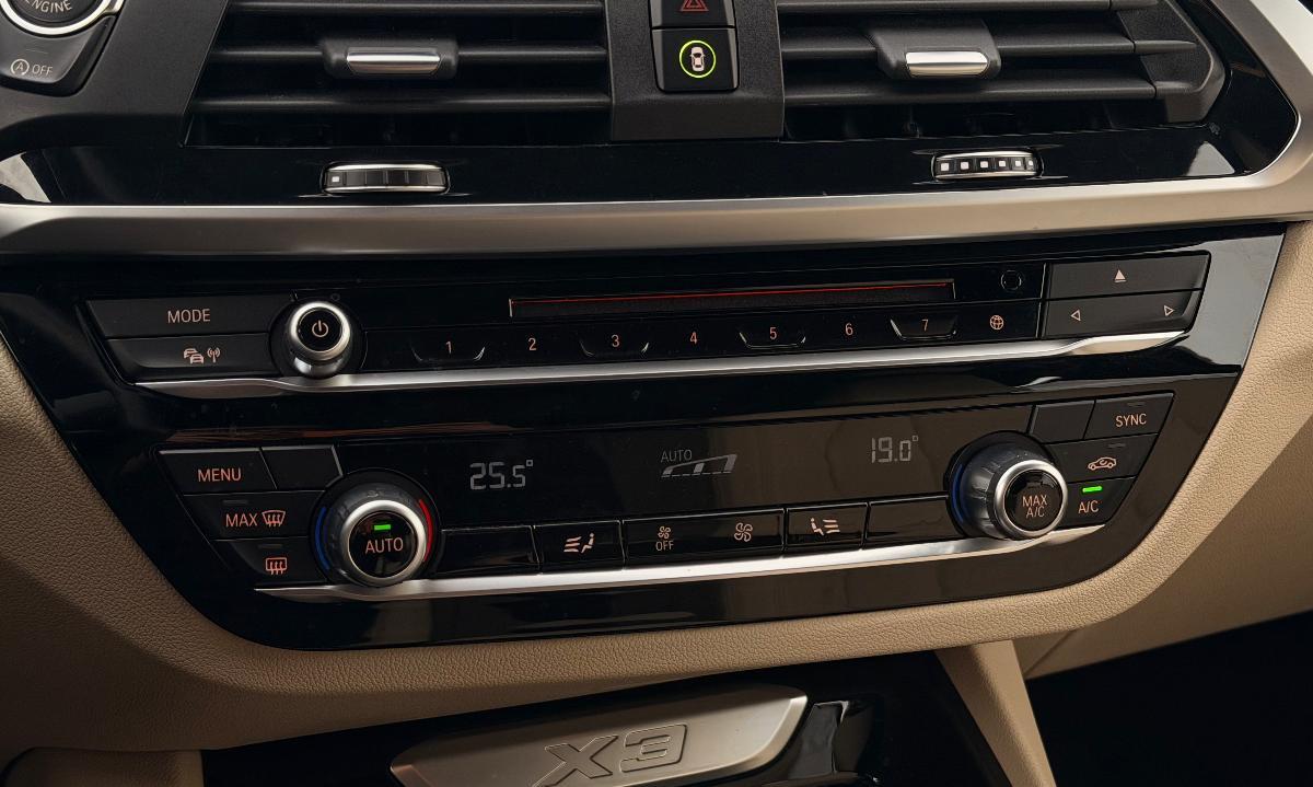 BMW X3 xDrive20d Luxury Line