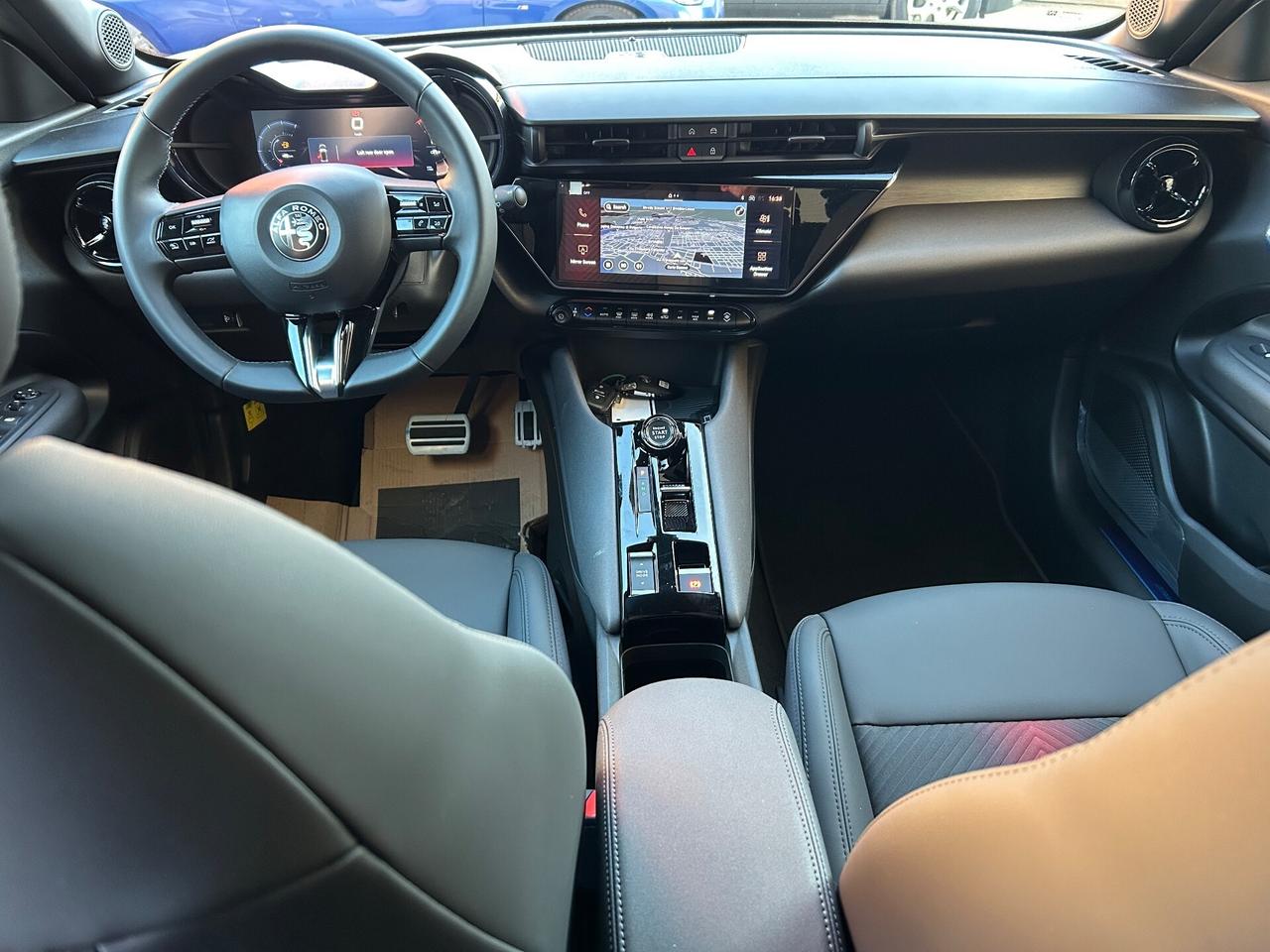 Alfa Romeo Junior 1.2 145 CV Hybrid eDCT6 Ti