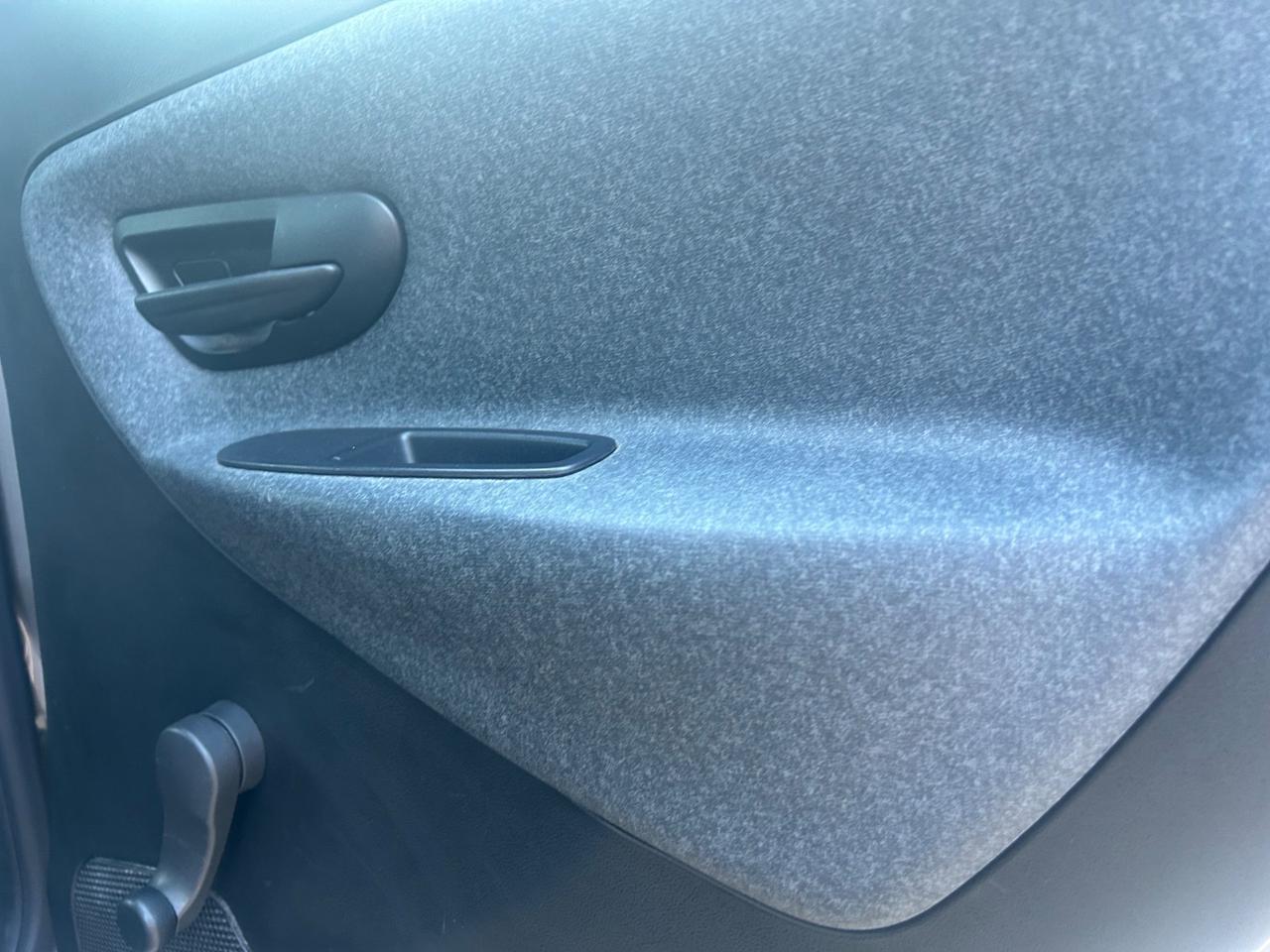 Lancia Ypsilon 1.3 MJT 16V 95 CV 5 porte S&S Elefantino Blu