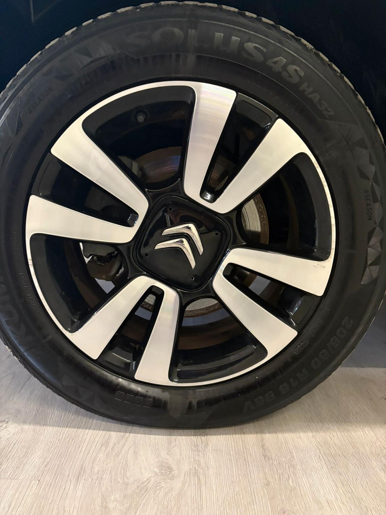 Citroen C3 Aircross 1200cc 110cv S&S Shine