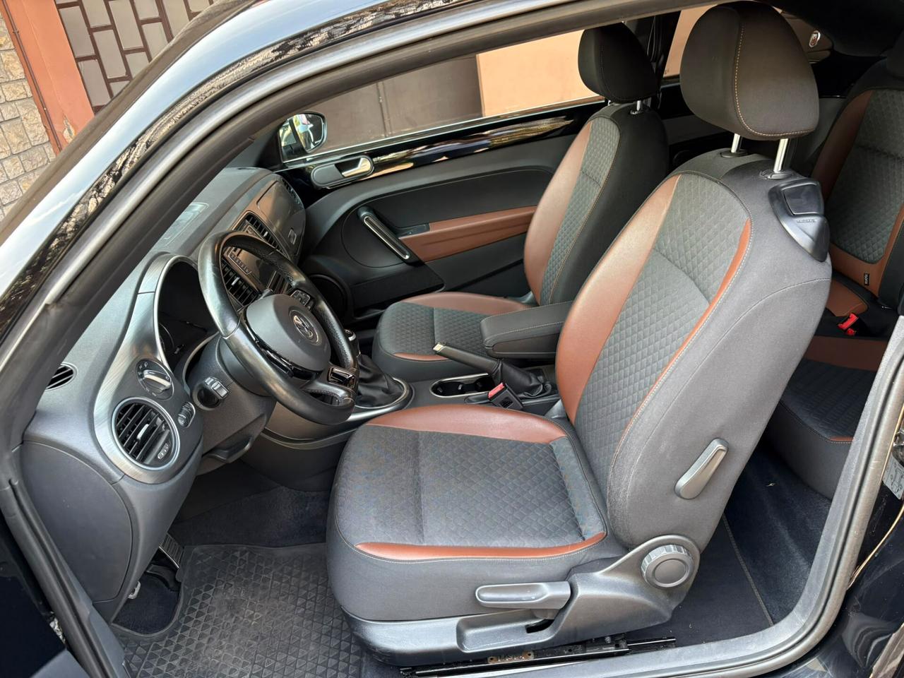 Volkswagen Maggiolino 1.2 TSI 105CV ALL STAR