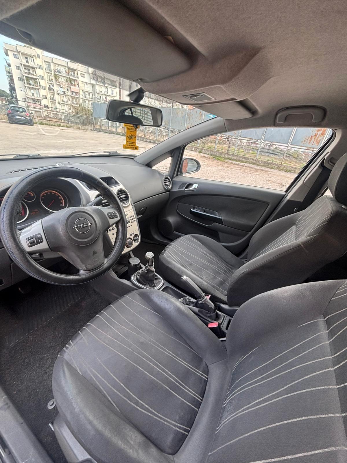 Opel Corsa 1.2i 16V cat 5 porte Club