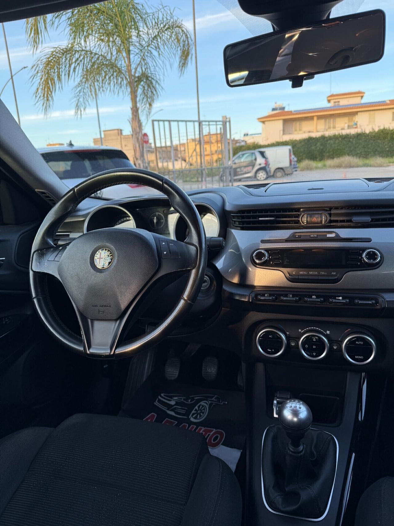 Alfa Romeo Giulietta 1.6 JTDm-2 105 CV Distinctive