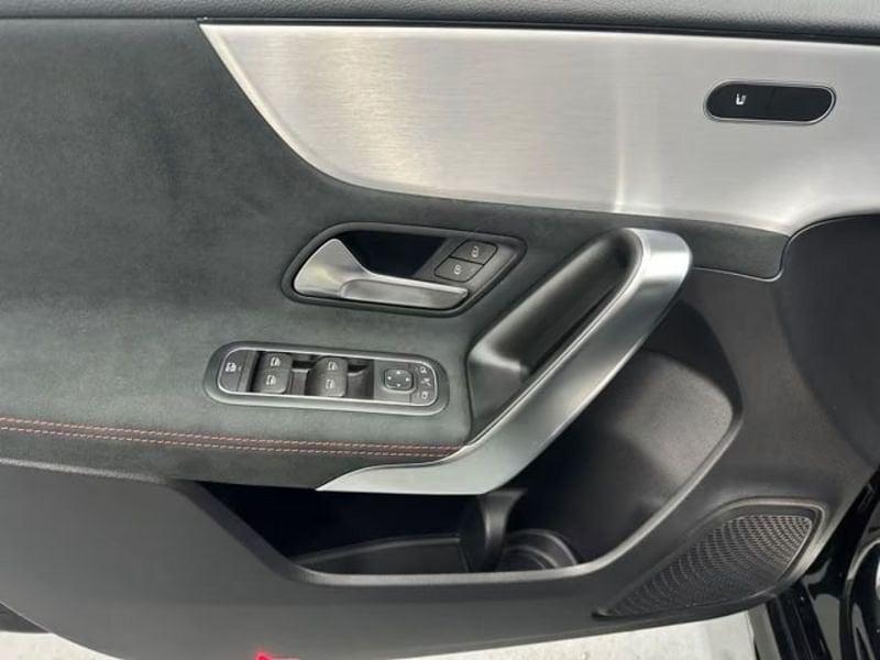 Mercedes-Benz Classe A A 200 Premium AMG LED NAVI