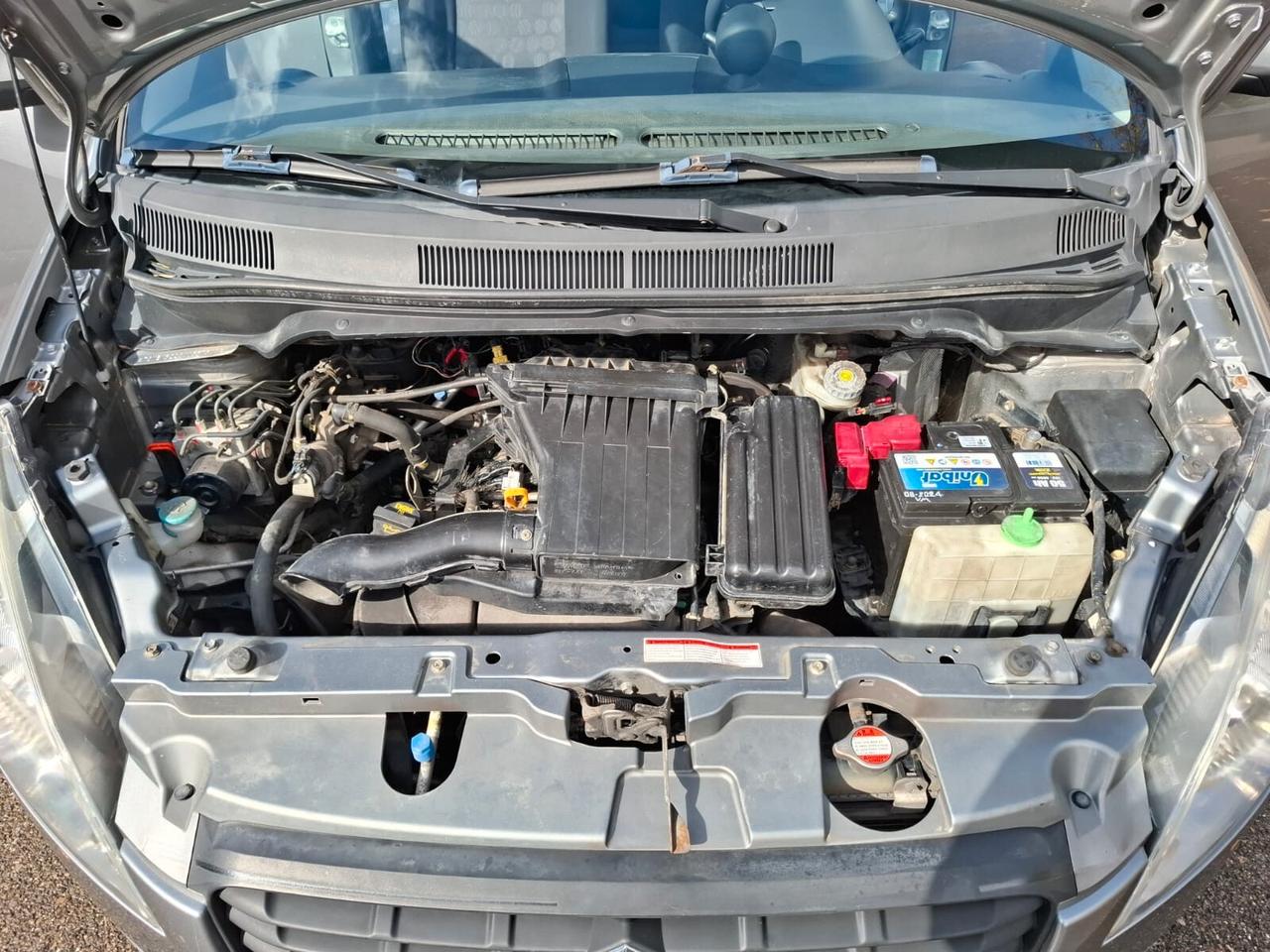 Suzuki Splash 1.0 GPL SOLAMENTE 121.000 KM