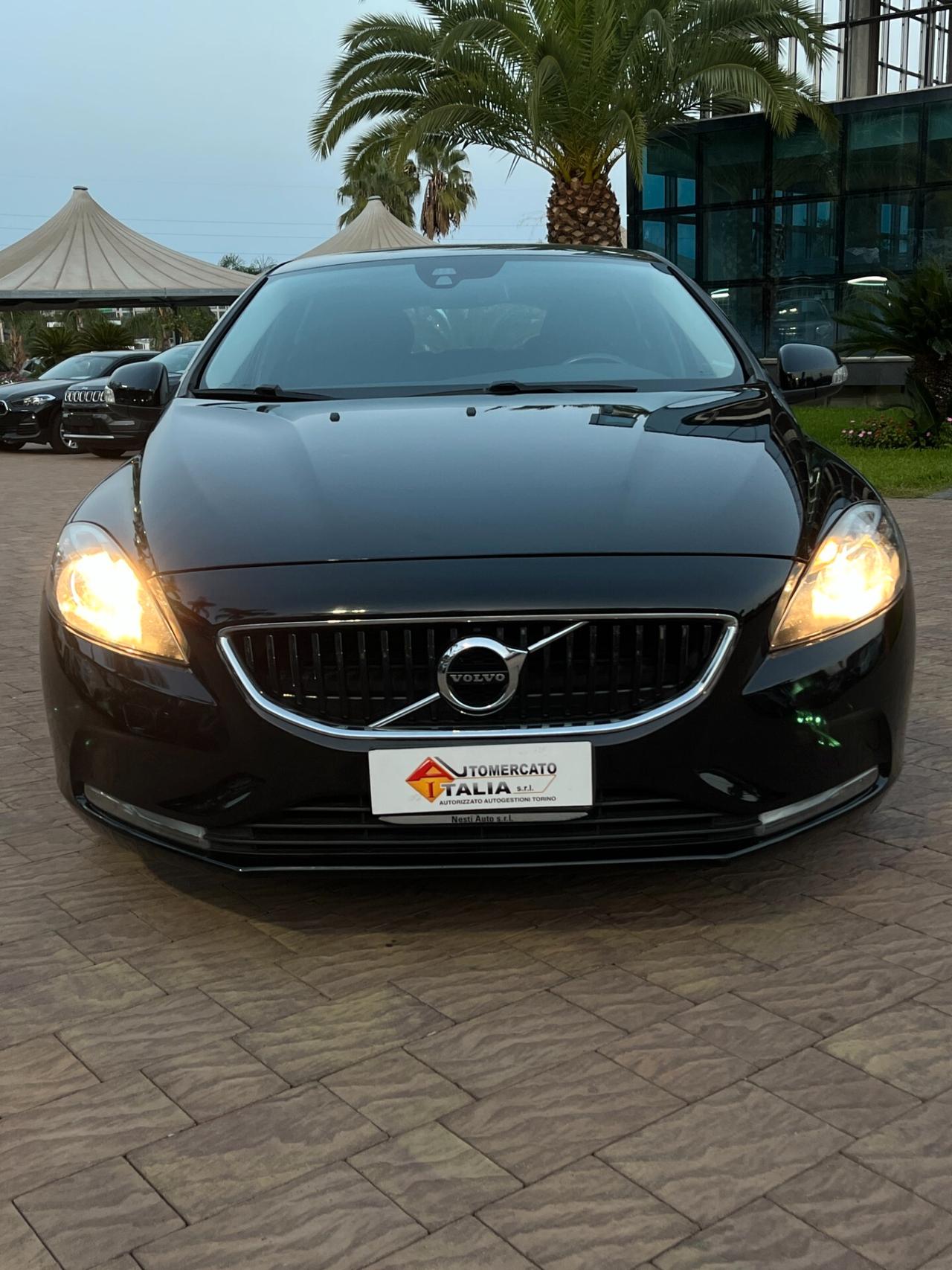 Volvo V40 D2 Business