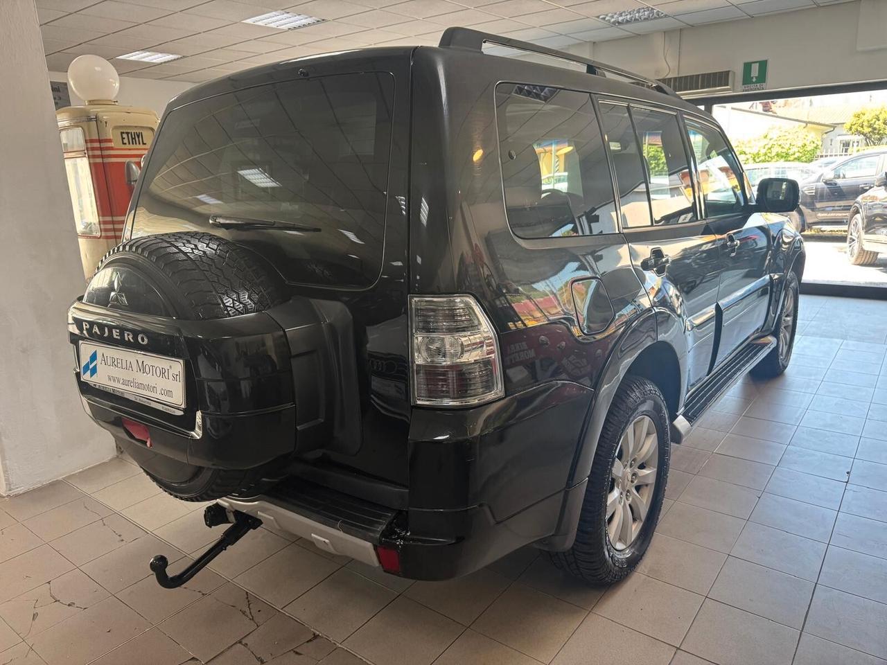 Mitsubishi Pajero 3.2 DI-D 16V 5p. Intense DPF 7 POSTI FULL OPTIONAL PERFETTO!!!