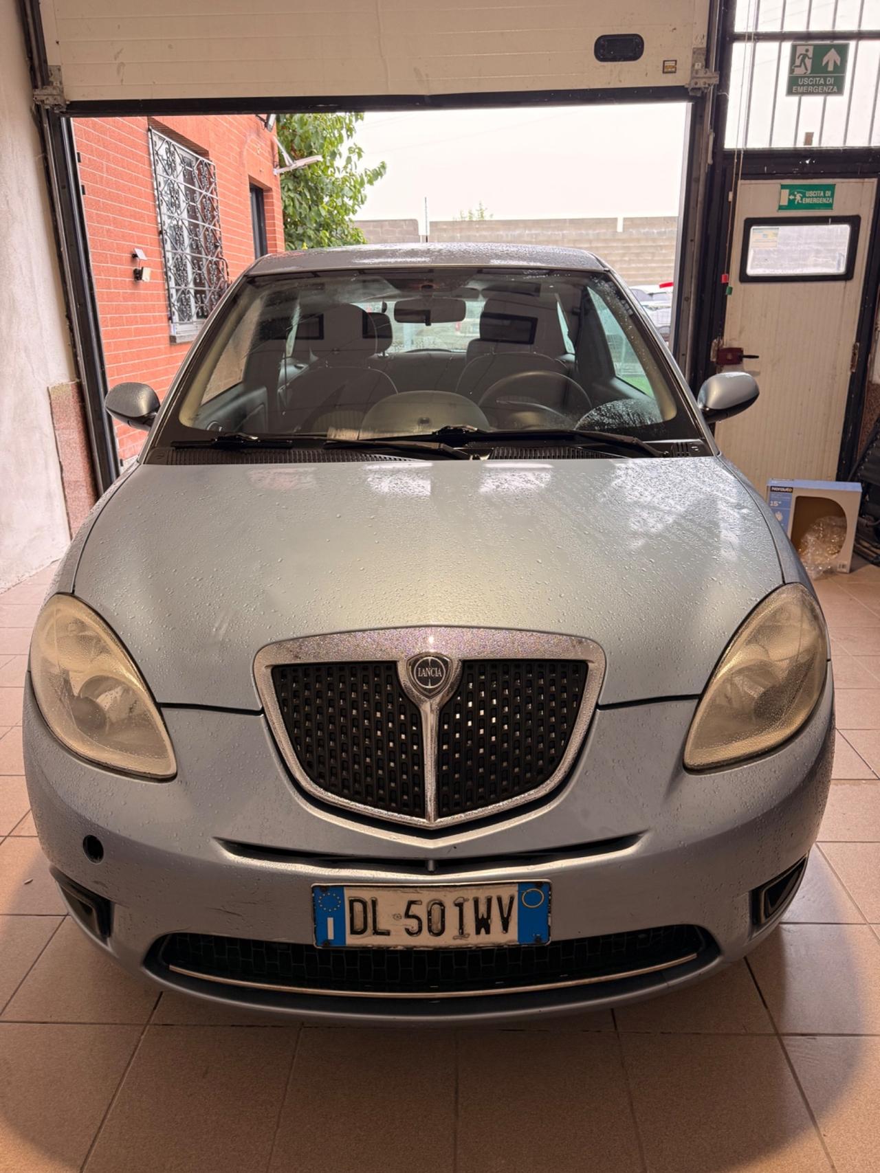 Lancia Ypsilon 1.4 Argento