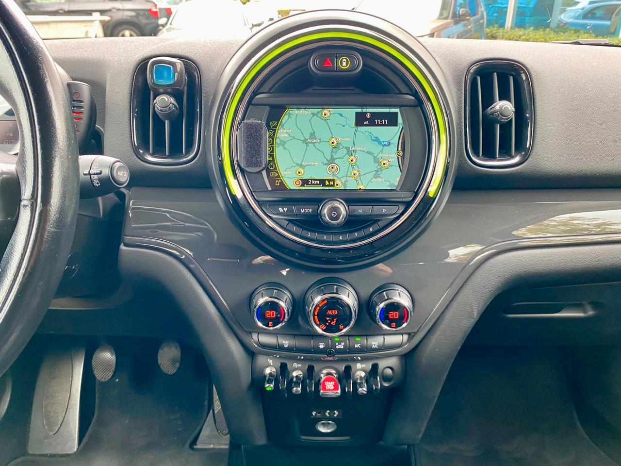 MINI Cooper D Countryman 2.0 Business 150cv IVA ESPOSTA