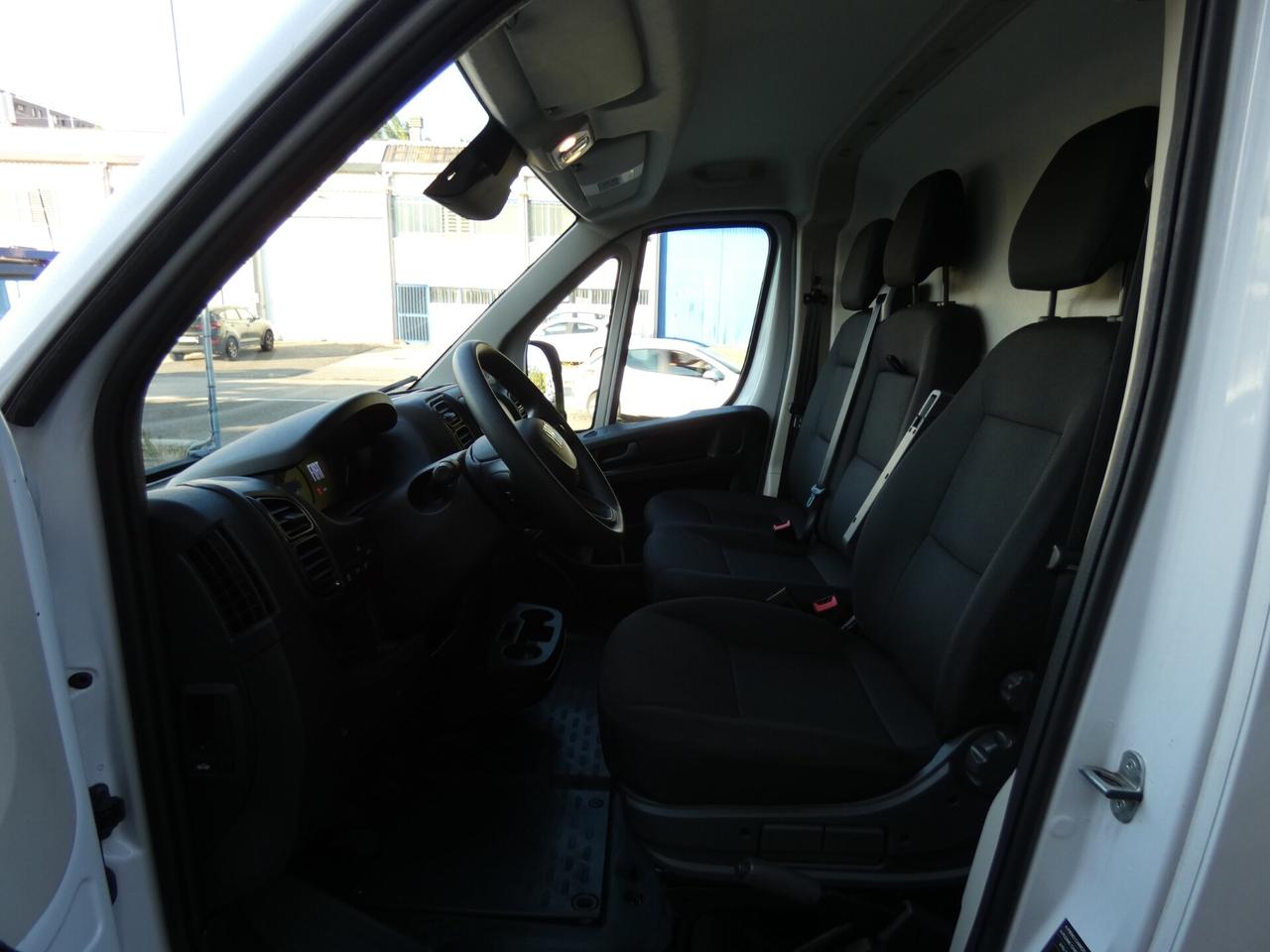 FIAT Ducato (4ª serie) Ducato 33 2.2 Mjt 120CV...