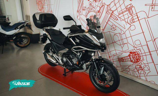 HONDA NC750X DCT