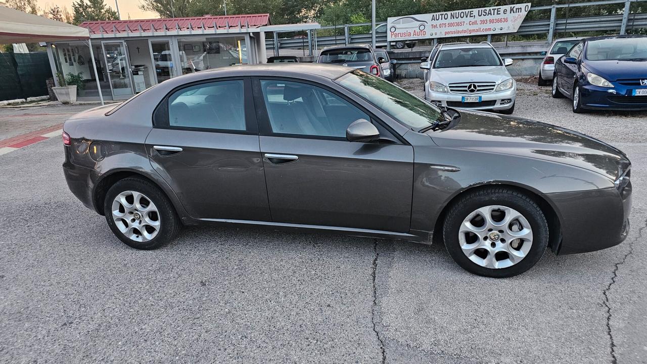 Alfa Romeo 159 1.9 JTDm Distinctive