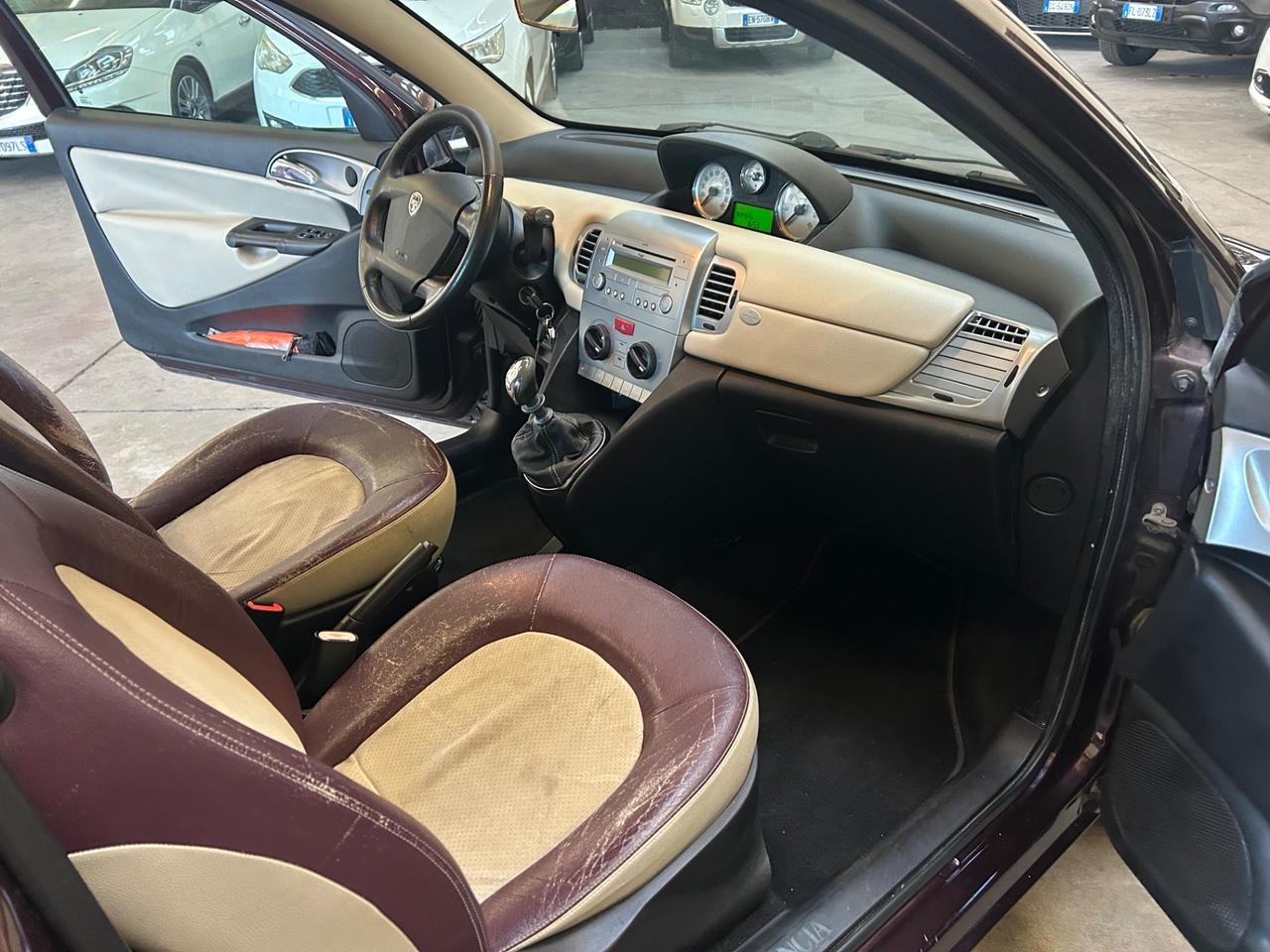 Lancia Ypsilon Ecochic 1.4 benzina gpl 77cv