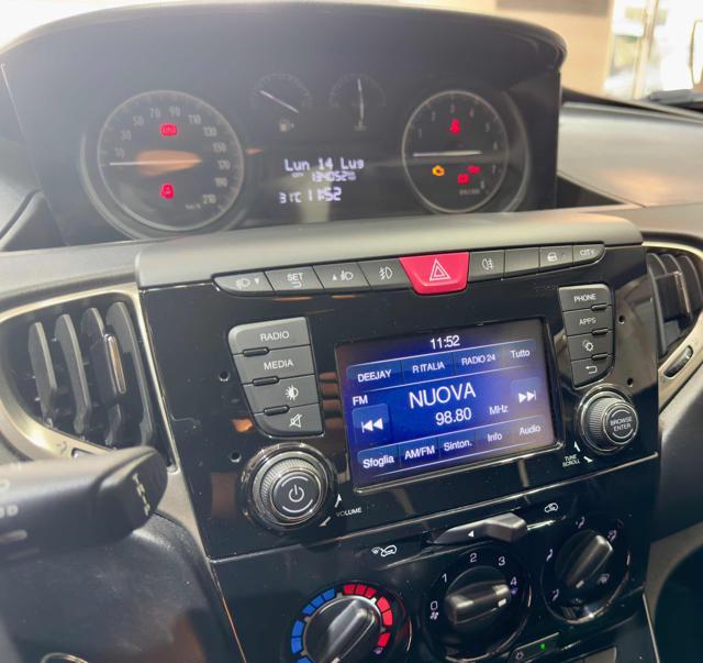 LANCIA Ypsilon 1.2 69 CV 5 porte Gold