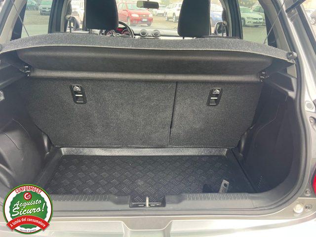 SUZUKI Swift 1.2 Hybrid Top