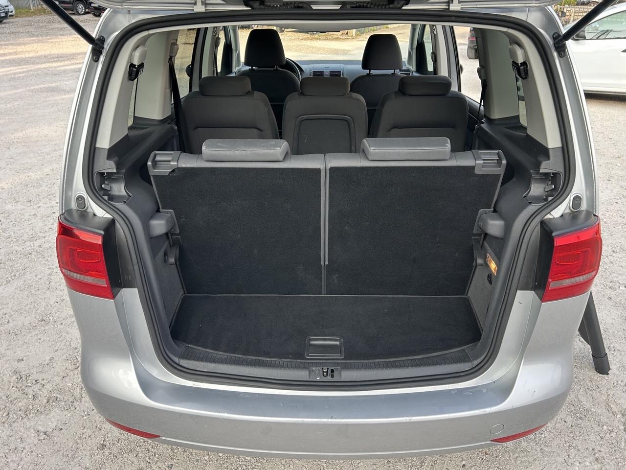 VOLKSWAGEN TOURAN 1.6 TDI 105CV 7 POSTI OK NEOP.