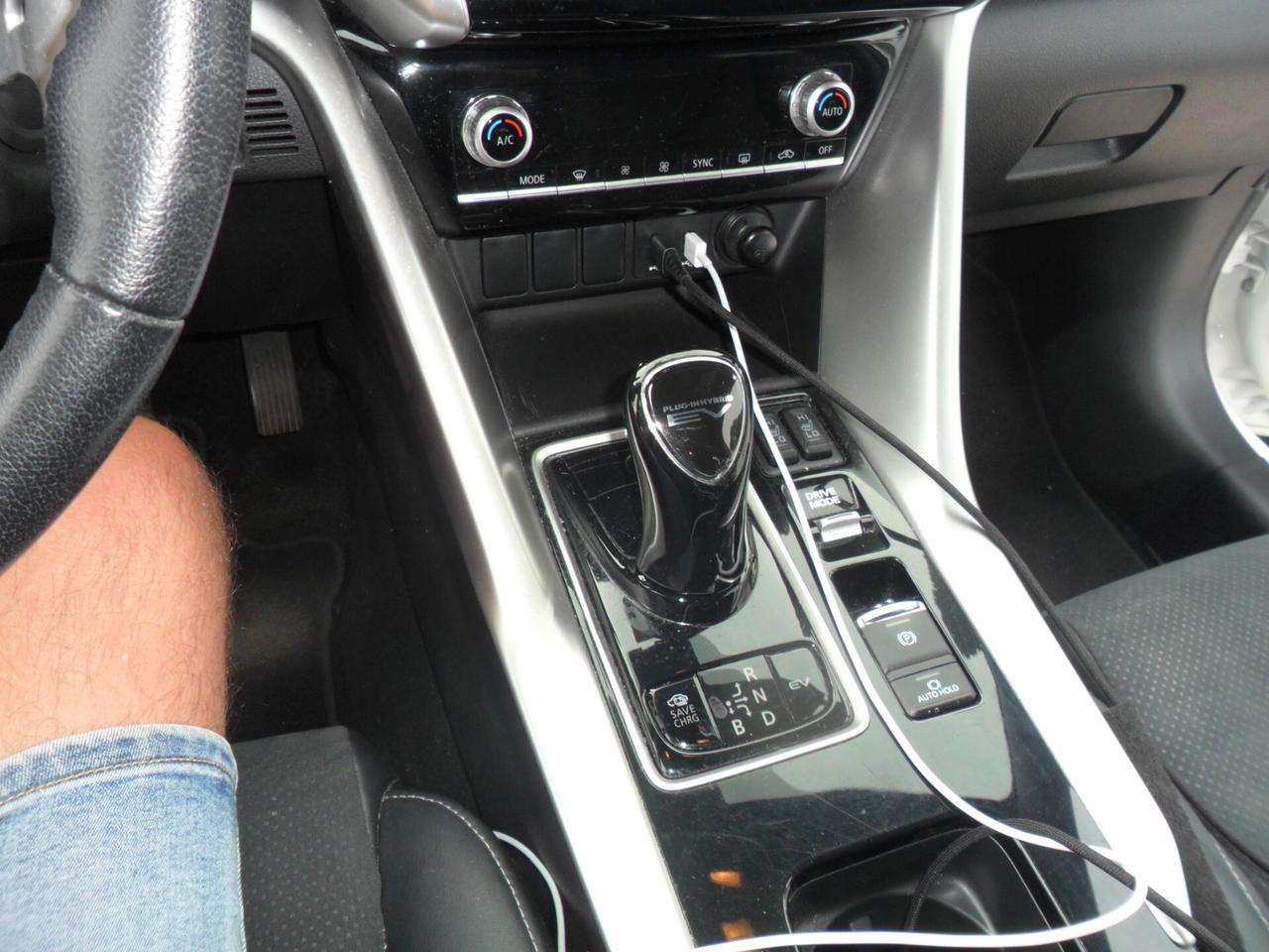 Mitsubishi Eclipse Cross 2.4 MIVEC 4WD PHEV Instyle SDA Pack 0