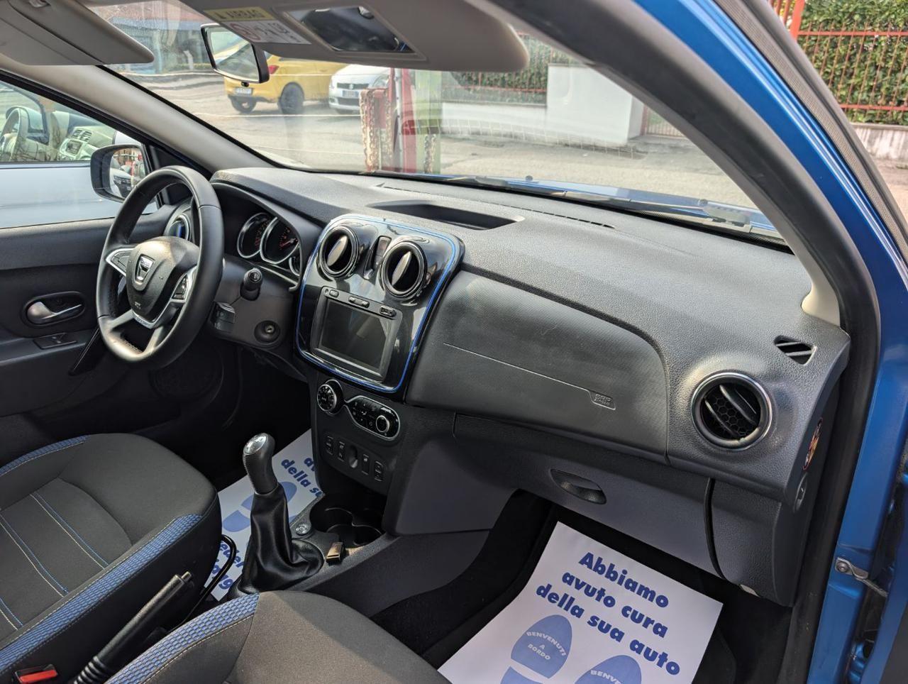 Dacia Sandero Stepway 1.0 TCe 100CV ECO-G GPL 15th Anniversary