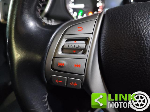 NISSAN Qashqai 1.5 dCi N-Connecta