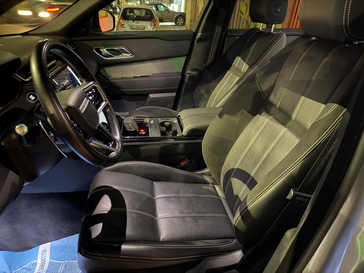 Land Rover Range Velar 2.0D I4 204 CV R-Dynamic SE