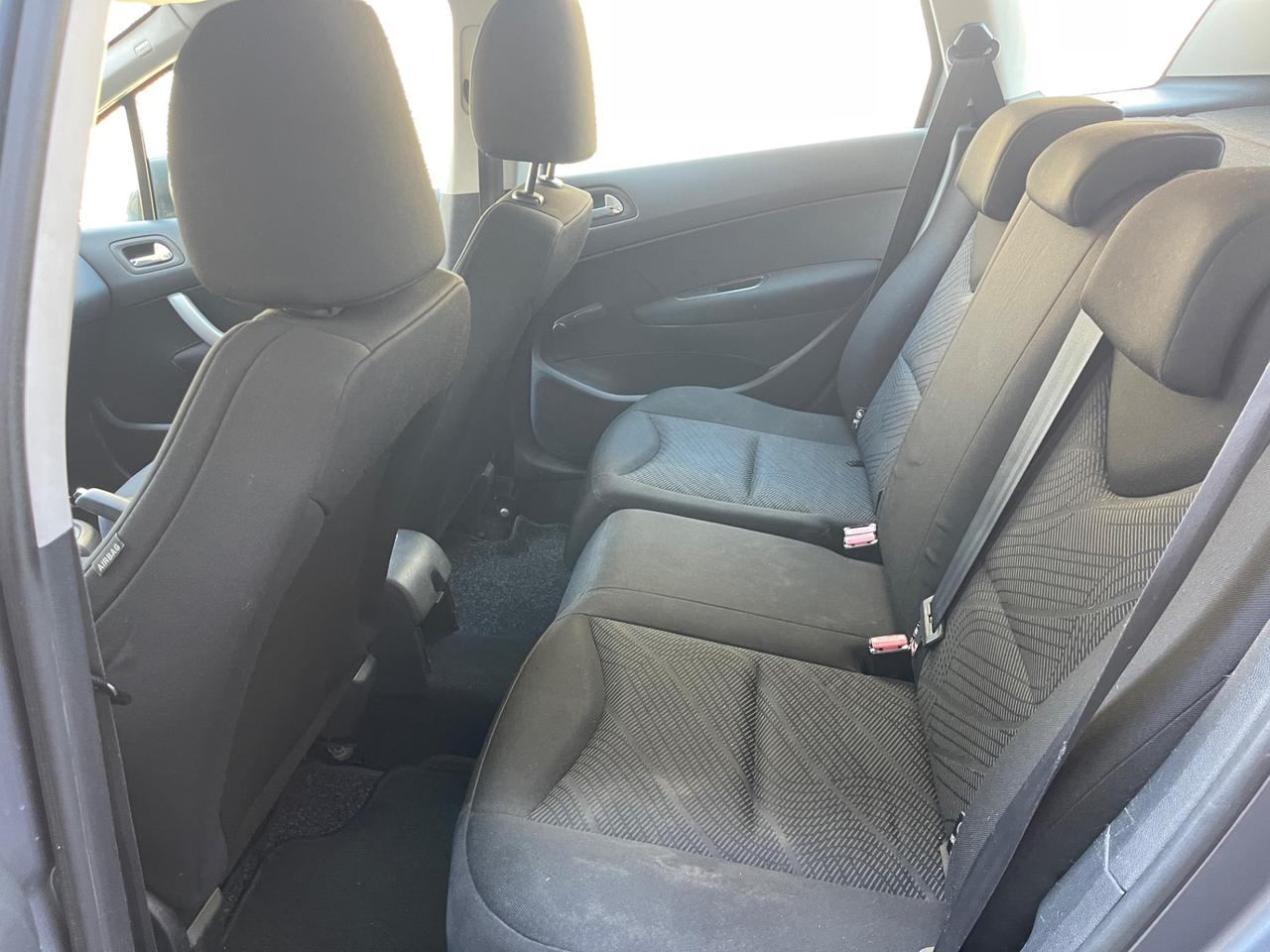 Peugeot 308 se 1.6 HDi 90CV euro5a uni prop