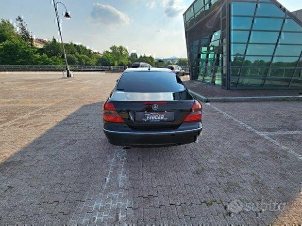 Mercedes CLK 220 valutiamo usato /scambio