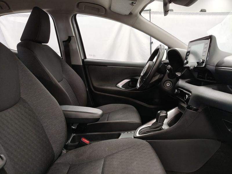 Toyota Yaris Hybrid Active MY21