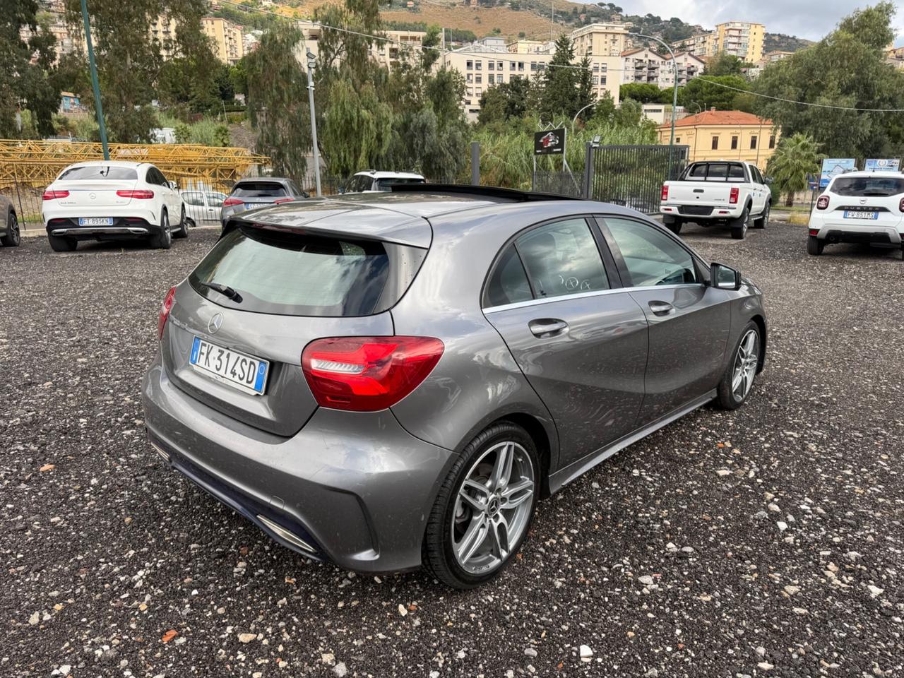Mercedes-benz A 180 d Premium