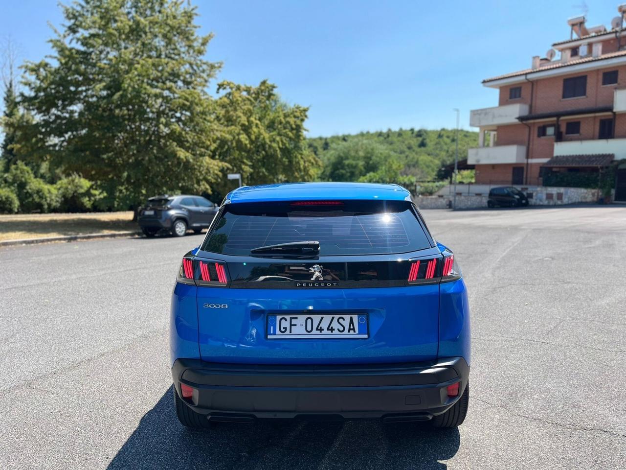 Peugeot 3008 1.5 Diesel 131cv EAT8 anno 05/2021