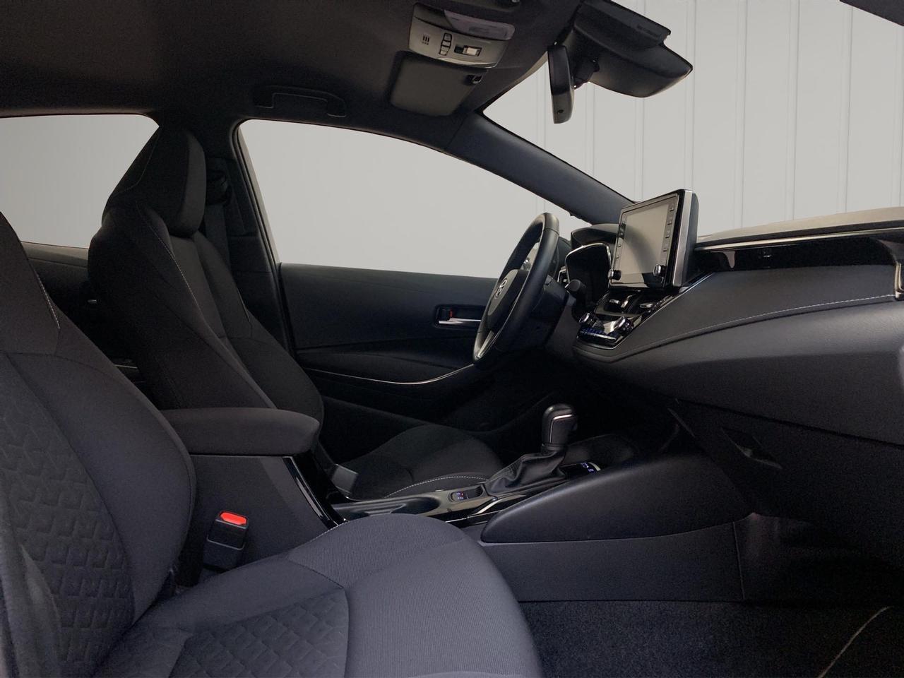 Toyota Corolla 1.8h Active cvt