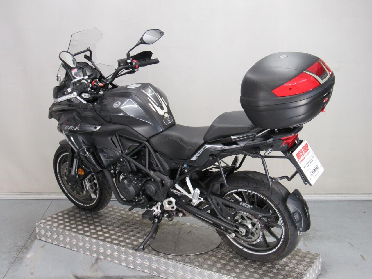 Benelli TRK 502 ABS