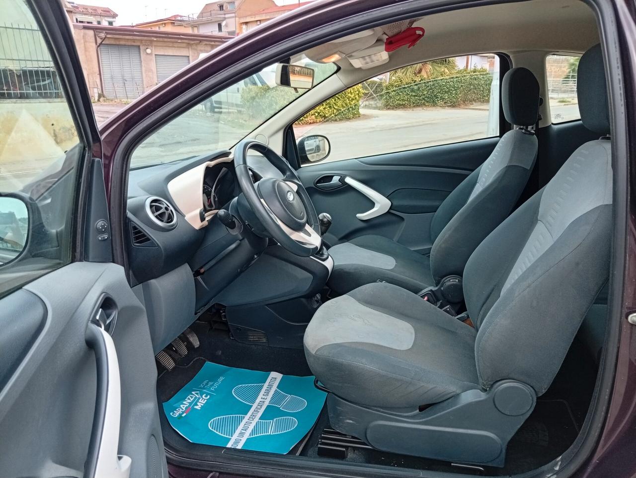Ford Ka 1.3 TDCi 75CV Titanium